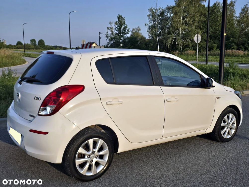 Hyundai i20 1.1 CRDi Comfort - 36