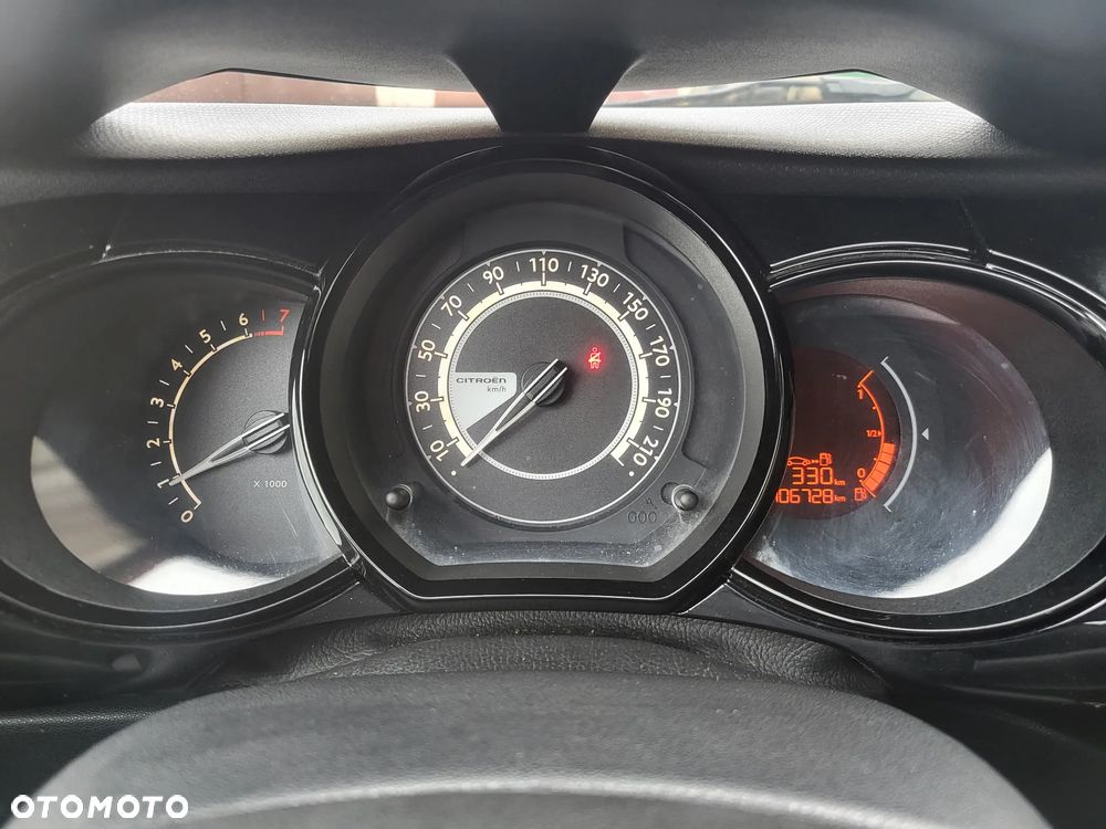 Citroën C3 1.2 PureTech Selection Elite - 16