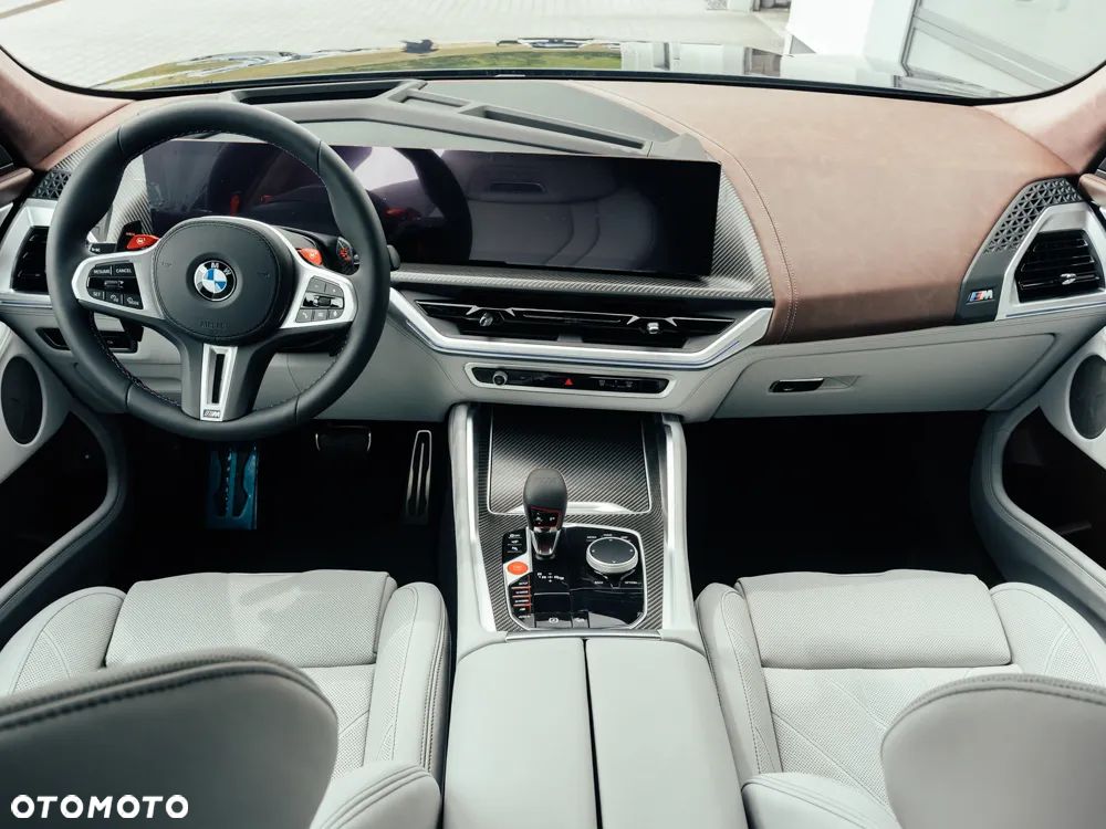 BMW XM - 6
