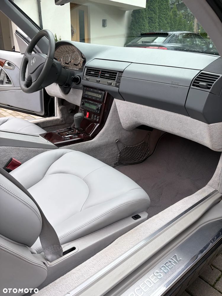 Mercedes-Benz SL 500 - 12
