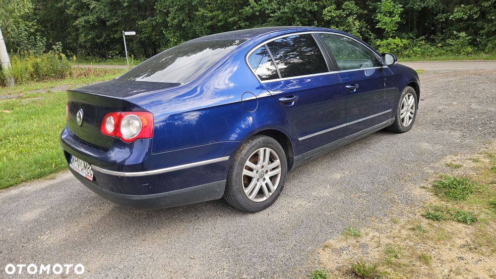 Volkswagen Passat - 3