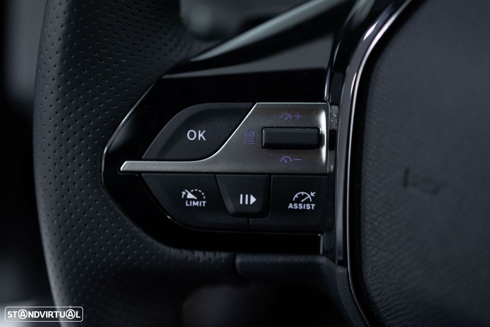 Peugeot 308 1.6 Hybrid GT e-EAT8 - 27