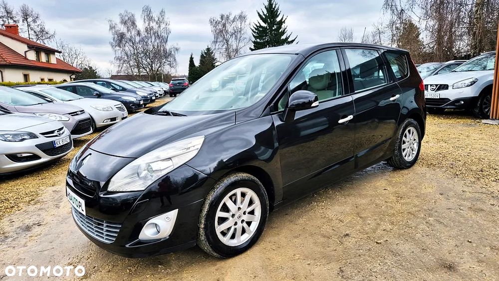 Renault Grand Scenic 2.0 16V 140 CVT Bose Edition - 27