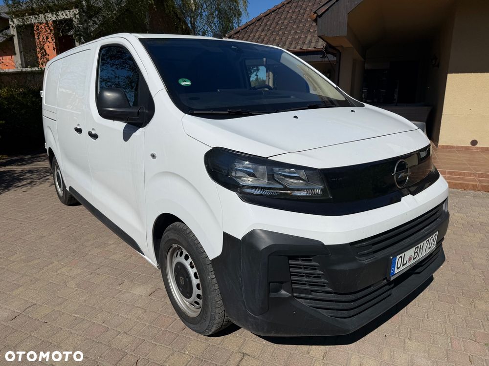 Opel Vivaro - 11
