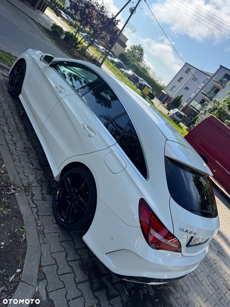 Mercedes-Benz CLA 200 7G-DCT AMG Line - 7