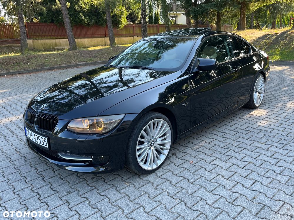 BMW Seria 3 320i - 13