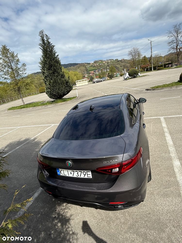 Alfa Romeo Giulia 2.0 Turbo Veloce - 3