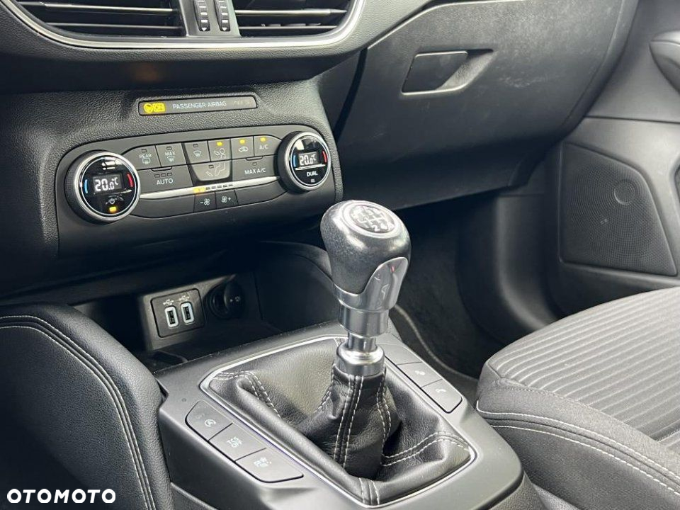 Ford Focus - 19