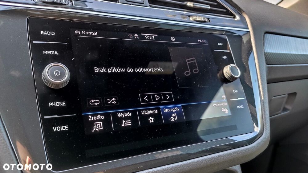 Volkswagen Tiguan - 19