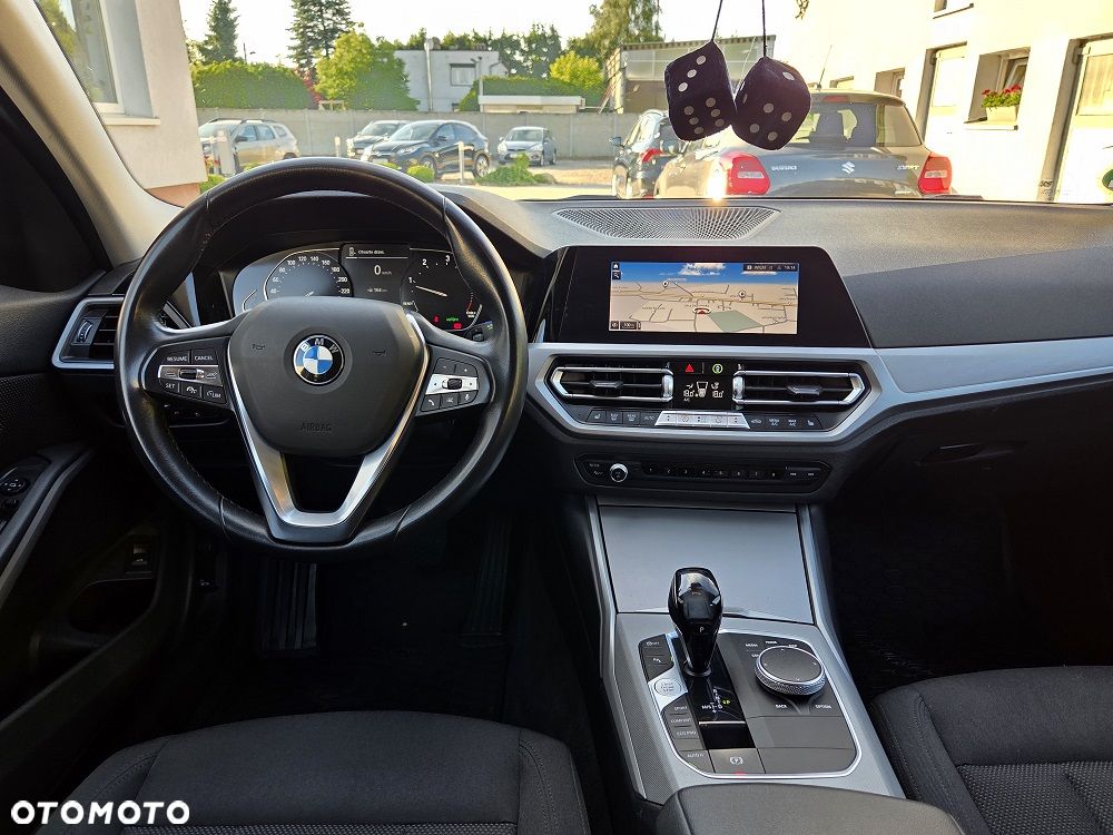 BMW Seria 3 318d MHEV Advantage - 11