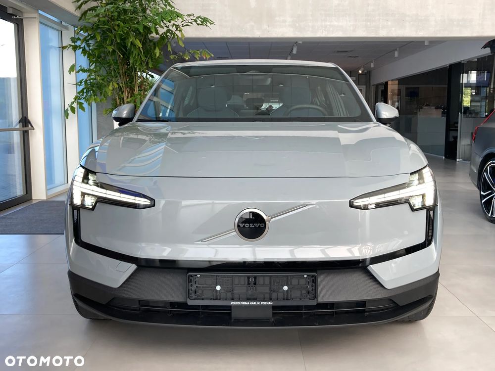 Volvo EX30 51kWh Single Motor Plus - 10