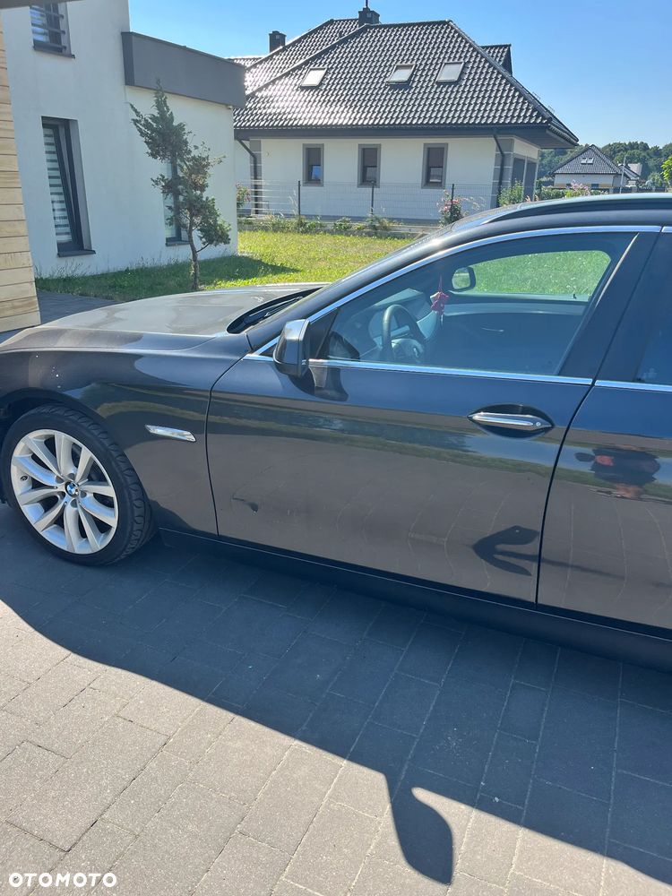 BMW Seria 5 520d - 5