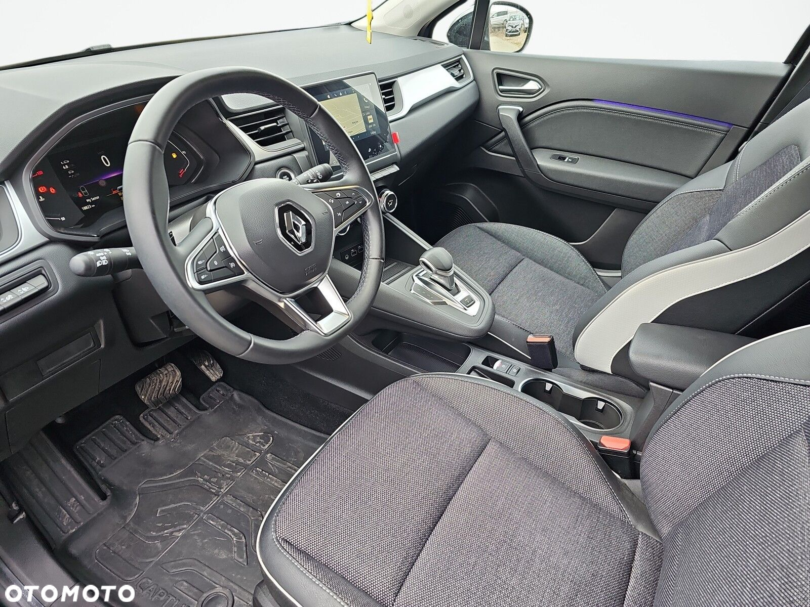 Renault Captur - 10