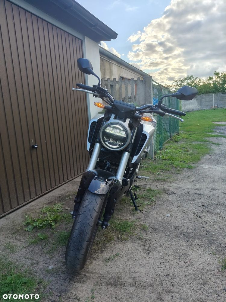Honda CB - 6