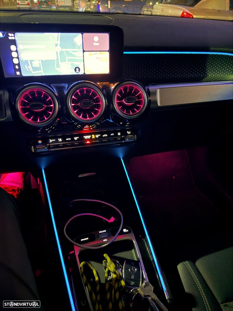 Mercedes-Benz EQB - 27