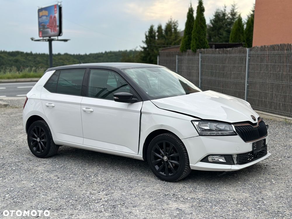 Skoda Fabia 1.0 Style Color - 16