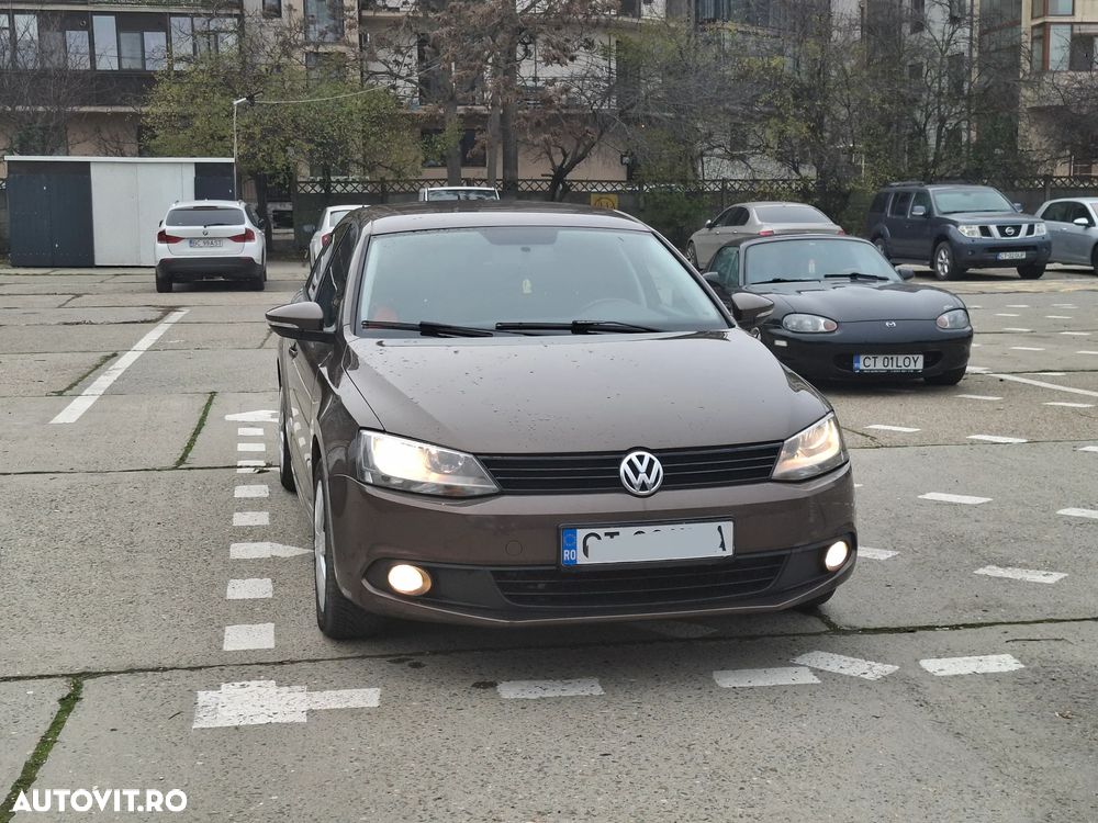 Volkswagen Jetta 1.6 TDI DPF Comfortline - 1