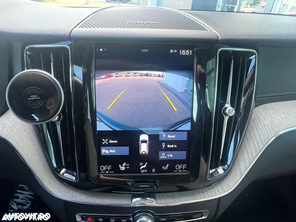 Volvo XC 60 T8 Twin Engine AWD Inscription - 26