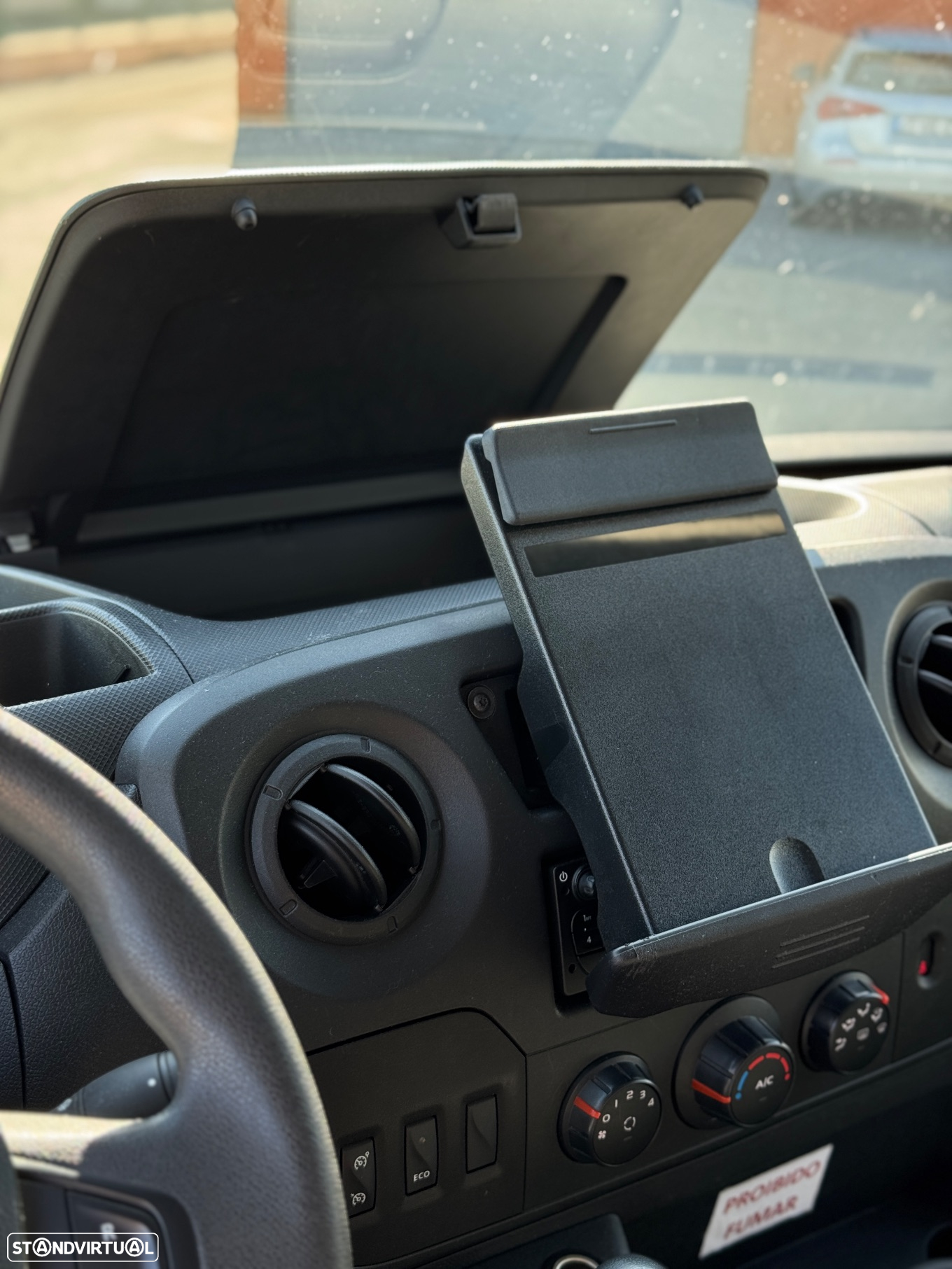 Nissan NV400 - 13