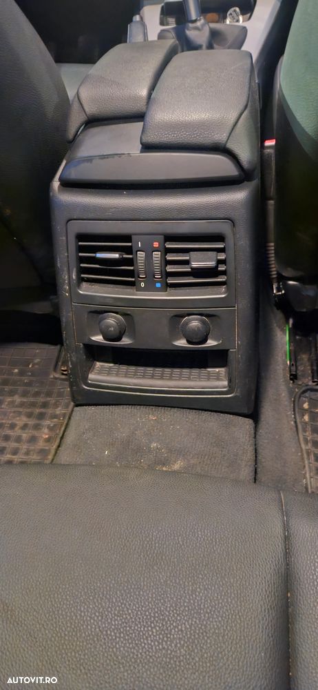 BMW Seria 3 318d - 13