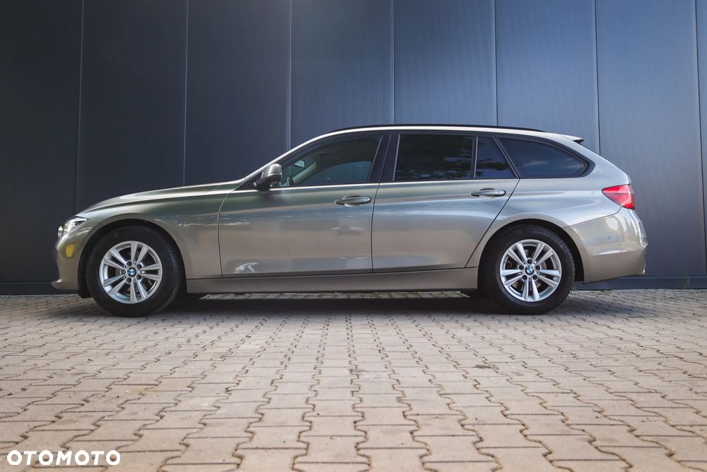 BMW Seria 3 318d Luxury Line - 4