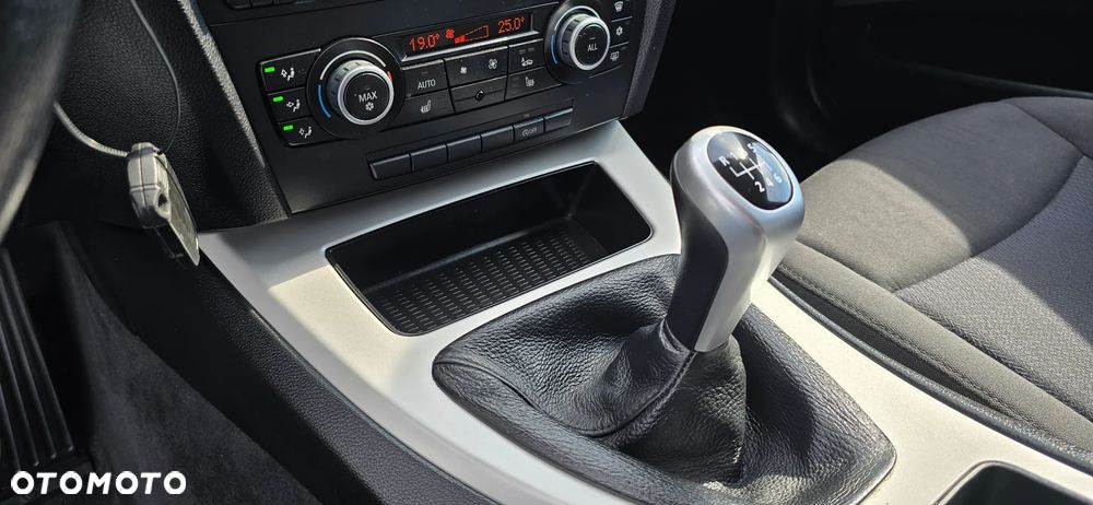BMW Seria 3 - 26
