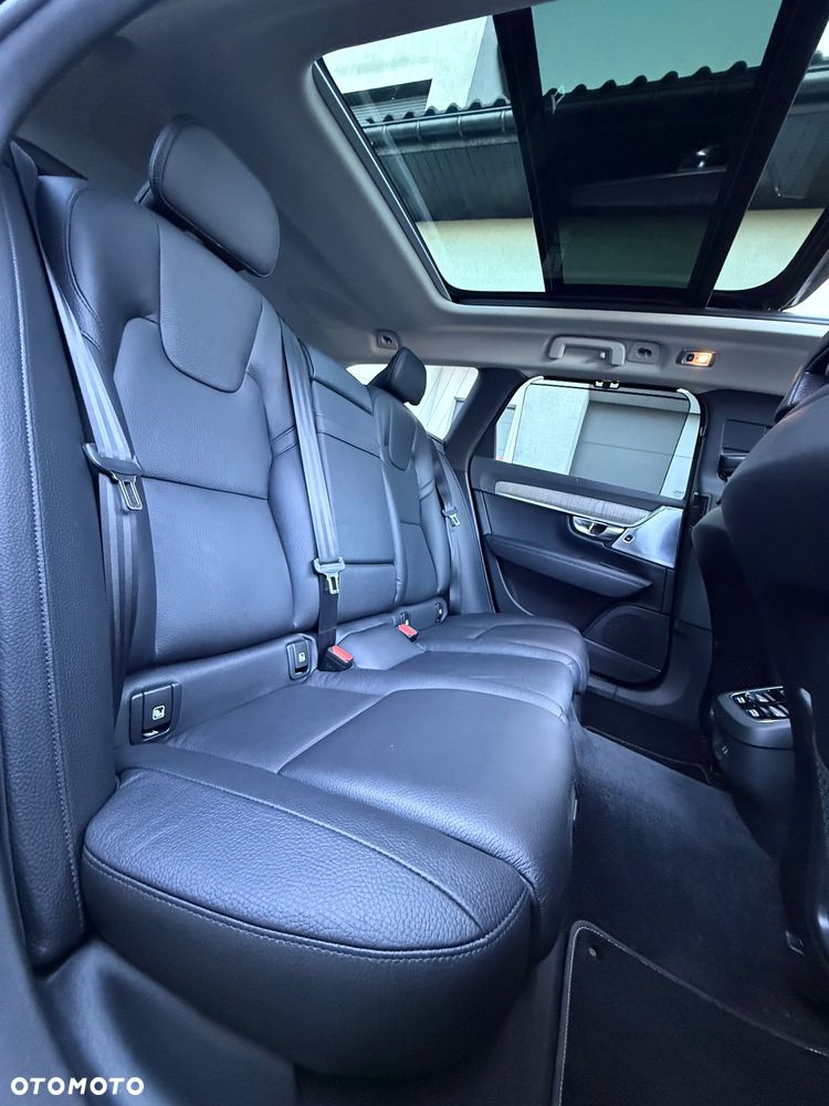 Volvo V90 Cross Country B5 D AWD Pro - 22