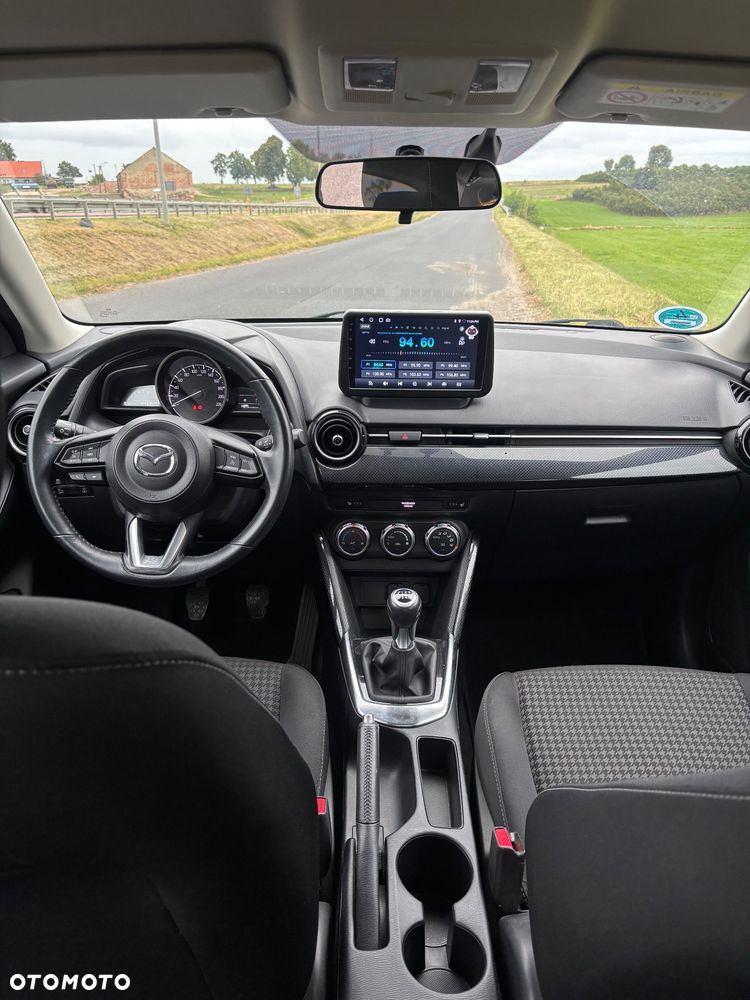 Mazda 2 - 25