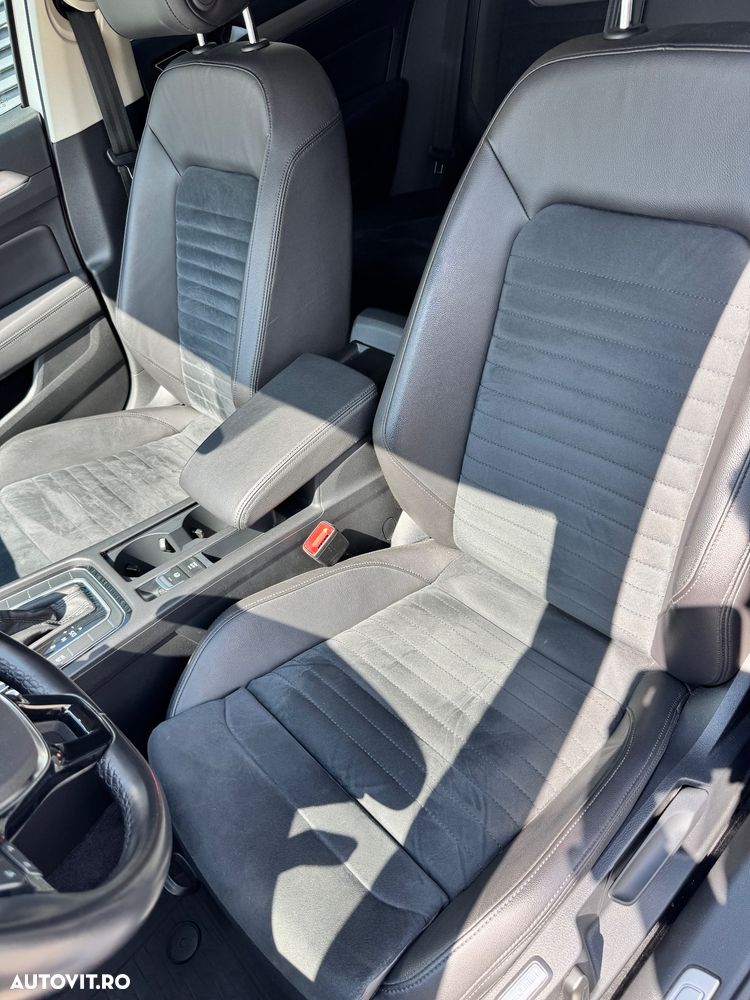 Volkswagen Passat 2.0 TDI DSG Highline - 38