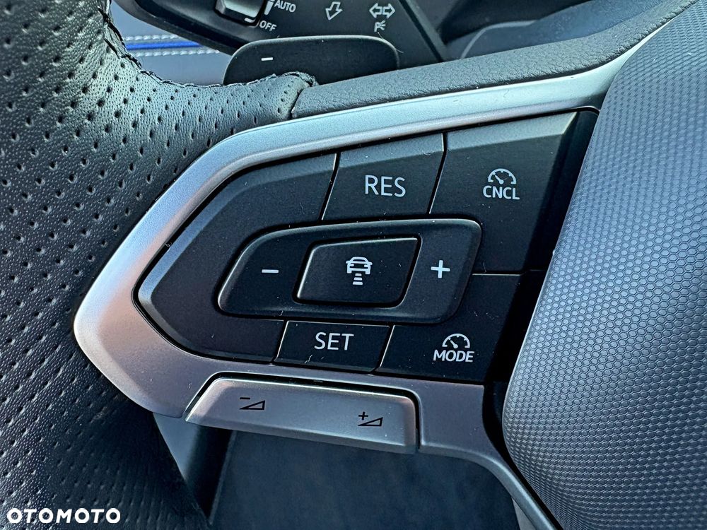 Volkswagen Tiguan 1.5 eHybrid PHEV 200kW R-Line Plus DSG - 17