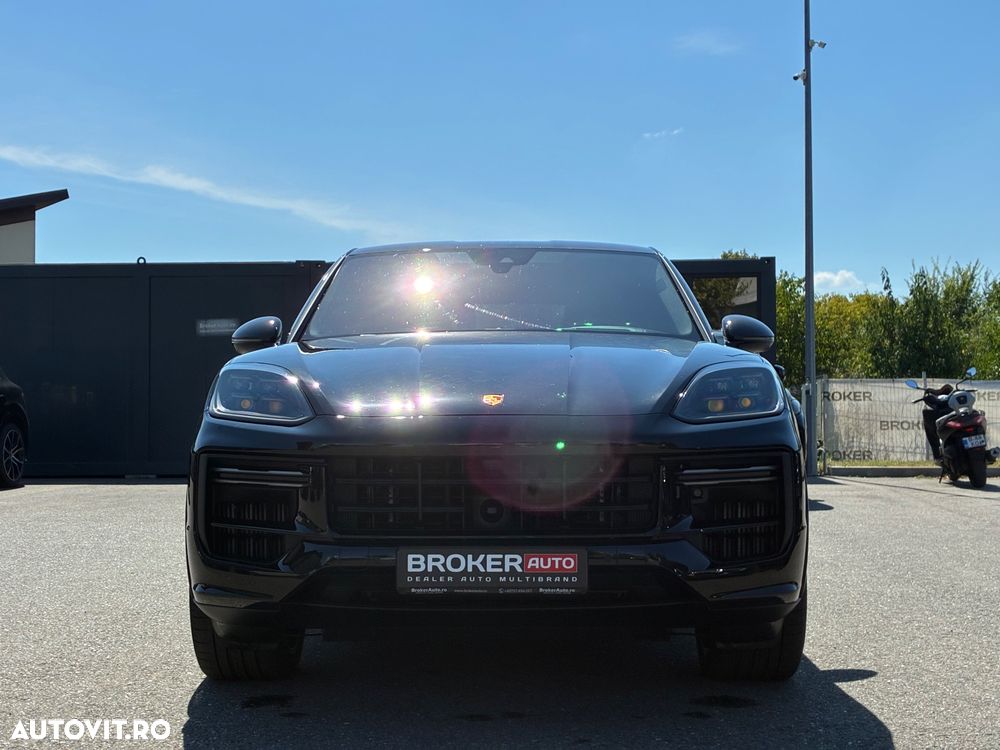 Porsche Cayenne Coupe Turbo E-Hybrid cu pachet GT - 3