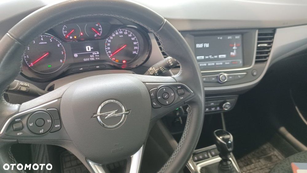 Opel Crossland - 12