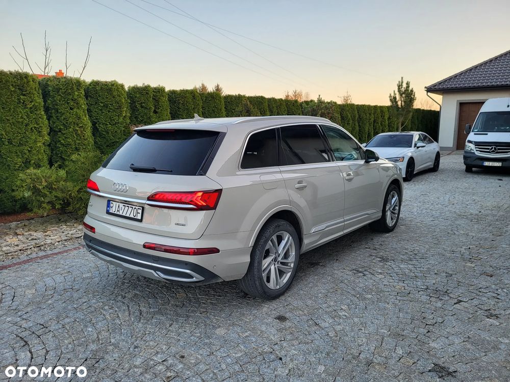 Audi Q7 - 6