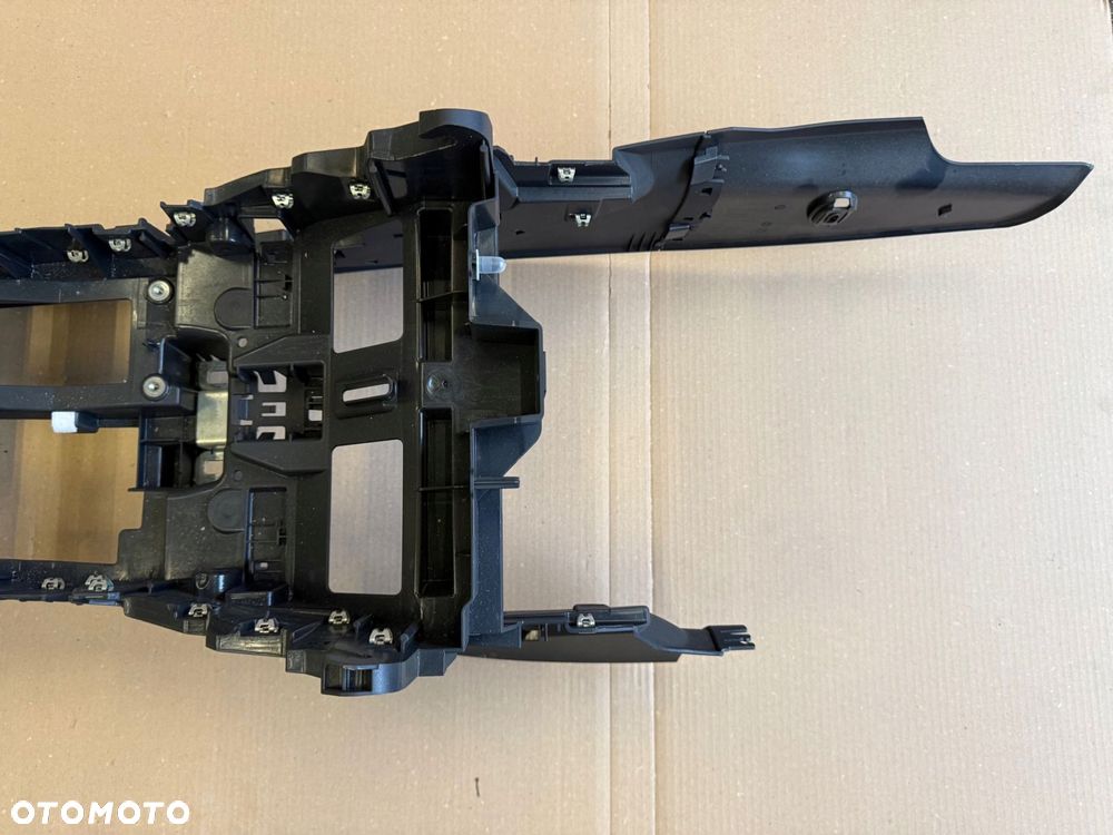 audi a6 c8 tunel środkowy europa 4k1863241 4k1863311 - 10