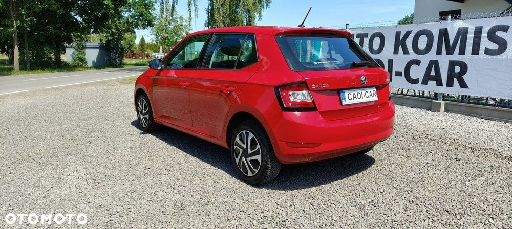 Skoda Fabia 1.0 Style Color - 6