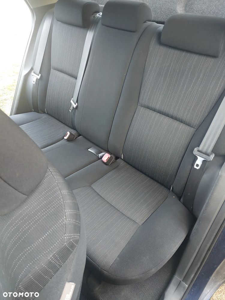 Toyota Auris 1.4 D-4D Luna - 9
