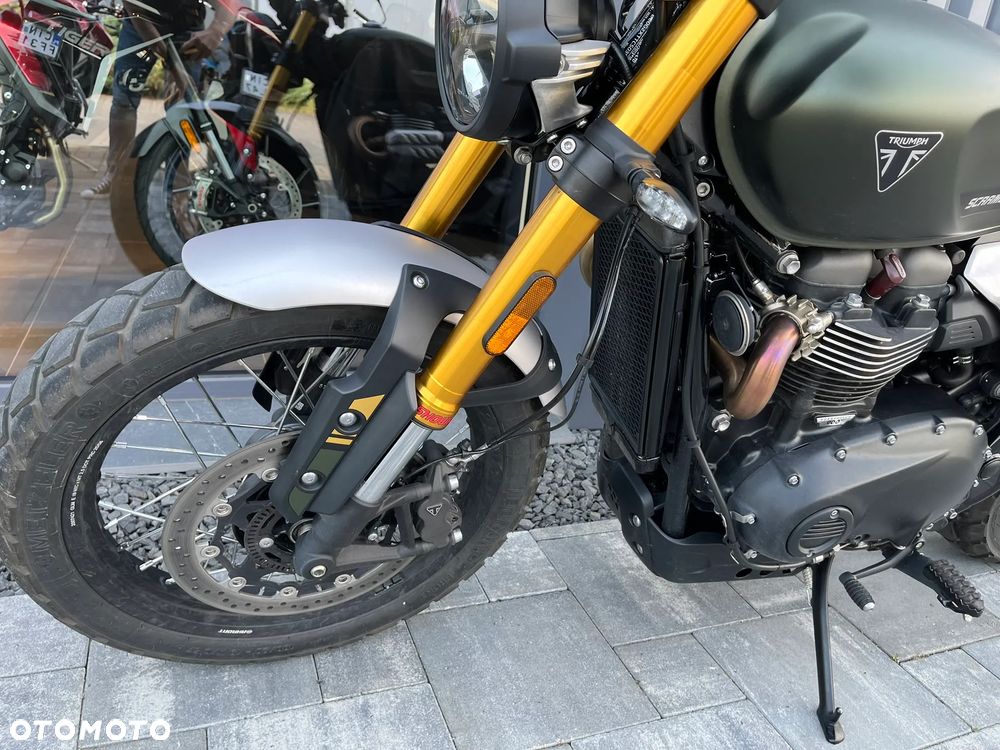 Triumph Scrambler - 4