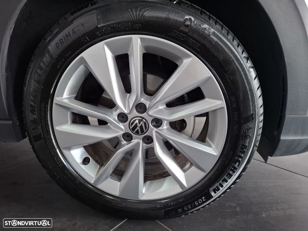 VW Taigo 1.0 TSI Urban - 11