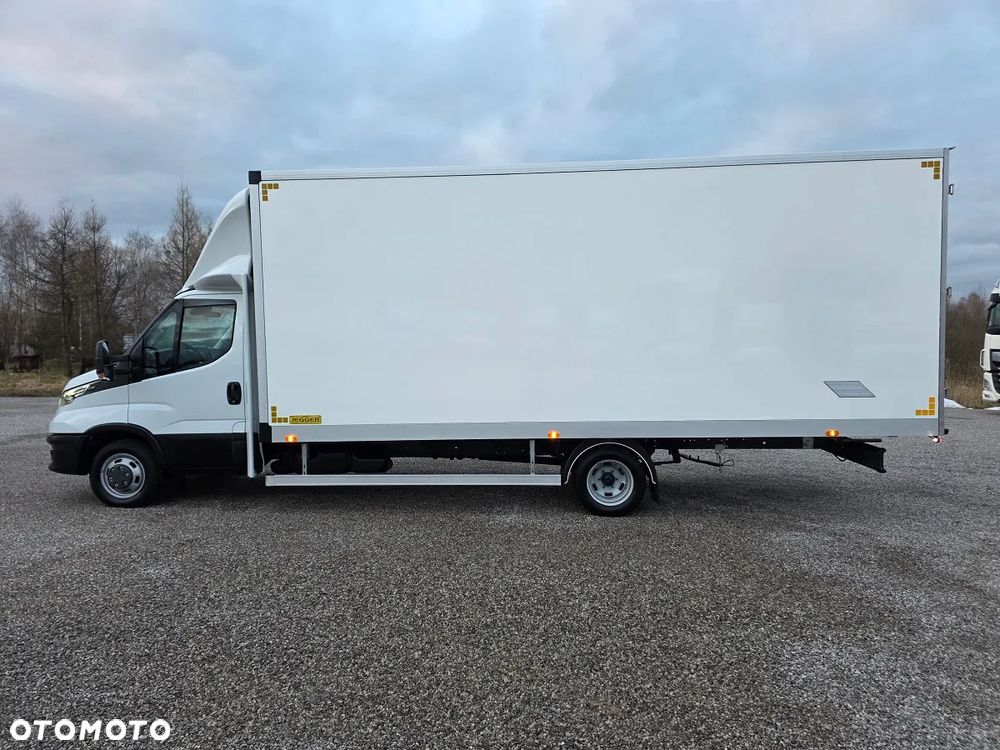 Iveco DAILY  50C18  12 PALET 6 METRÓW  KONTENER DMC 3.5T - 7