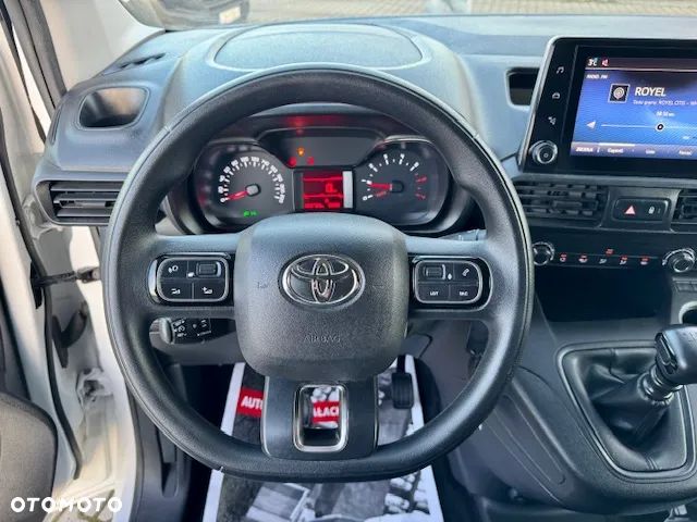 Toyota Proace City - 11