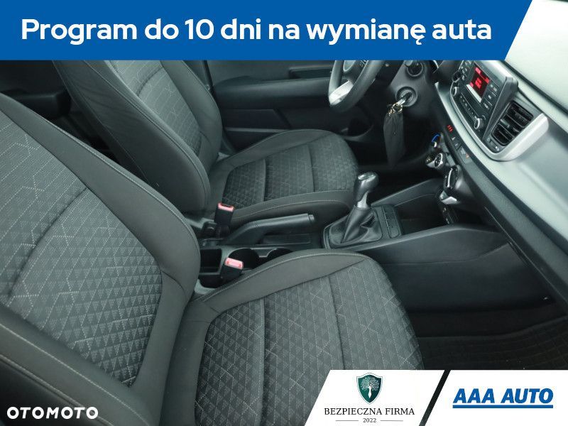 Kia Rio - 9