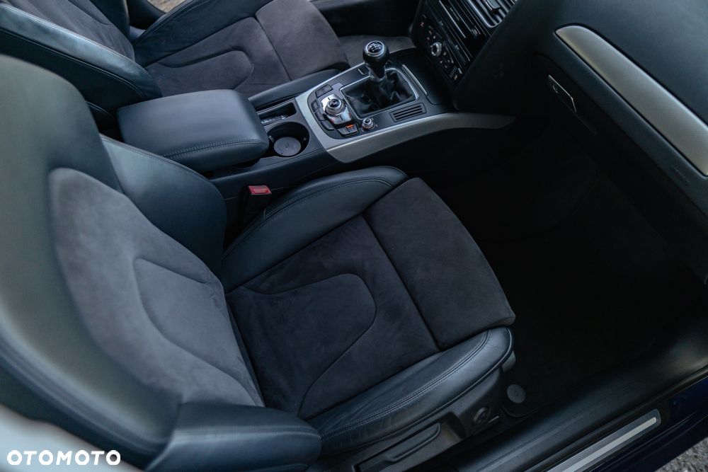 Audi A4 Avant - 22