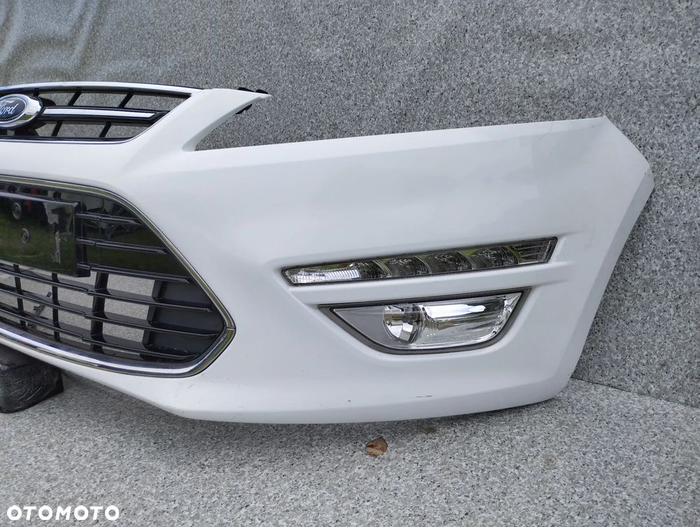 Ford Mondeo MK4 Lift 10-14r zderzak przód przedni LED - 3