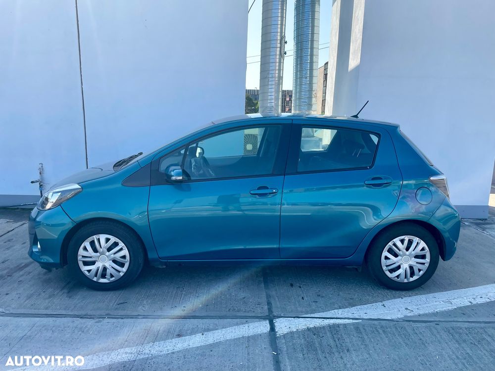 Toyota Yaris 1.5 VVT-i HSD Sol - 12