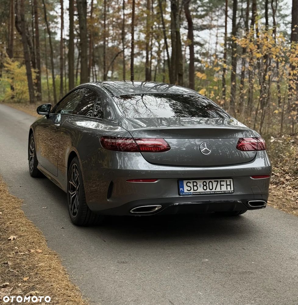 Mercedes-Benz Klasa E 200 4-Matic AMG - 9