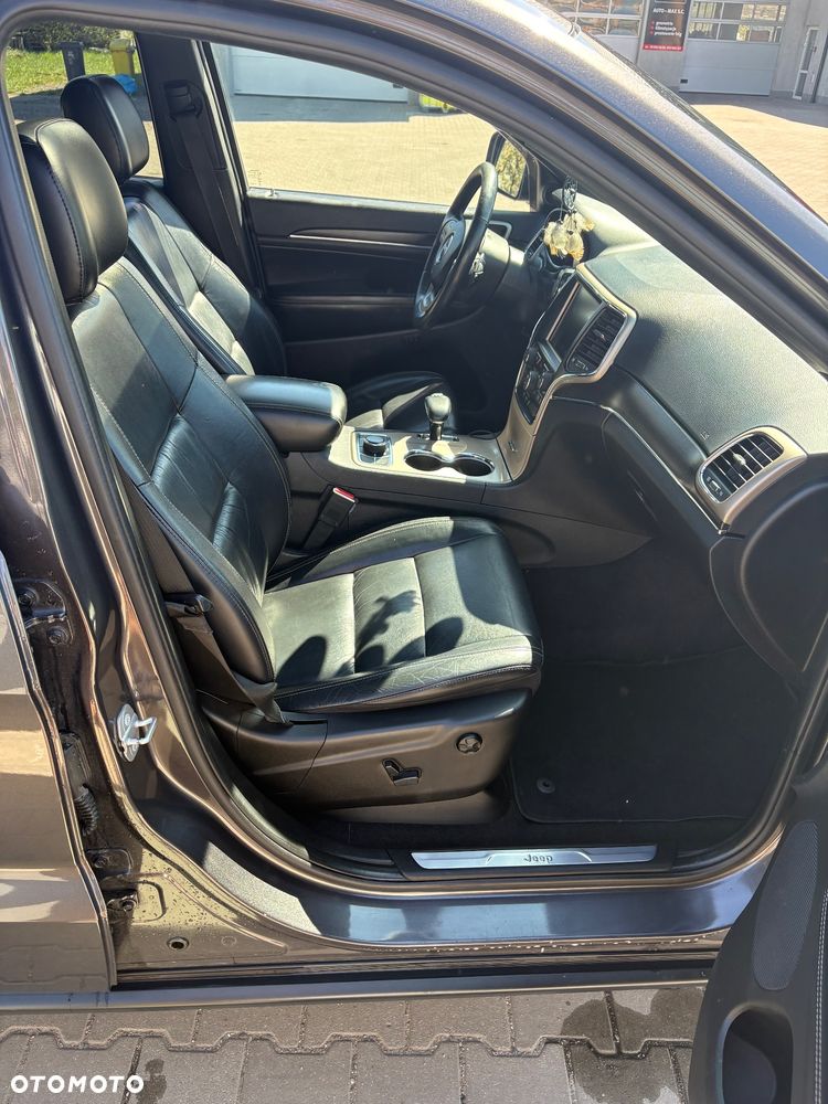 Jeep Grand Cherokee - 6