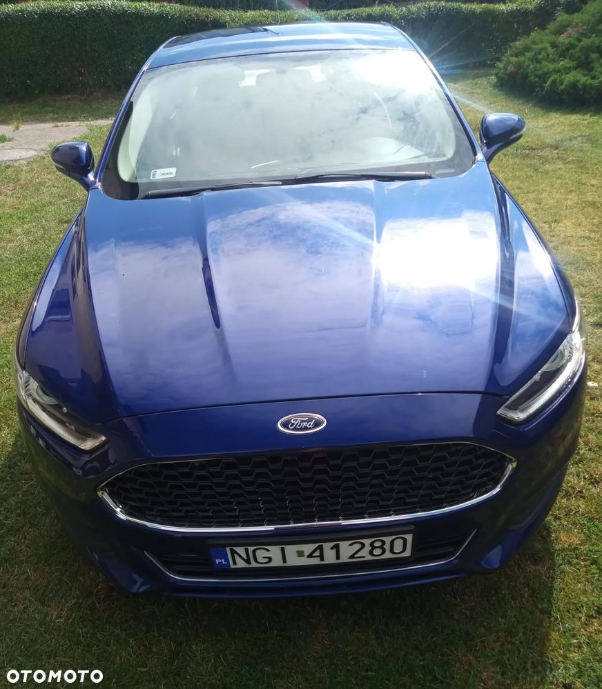 Ford Fusion - 2