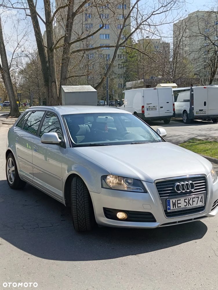 Audi A3 Sportback 1.8 TFSI Ambiente - 11