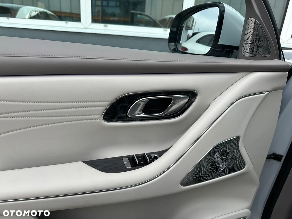 Geely M9 - 40
