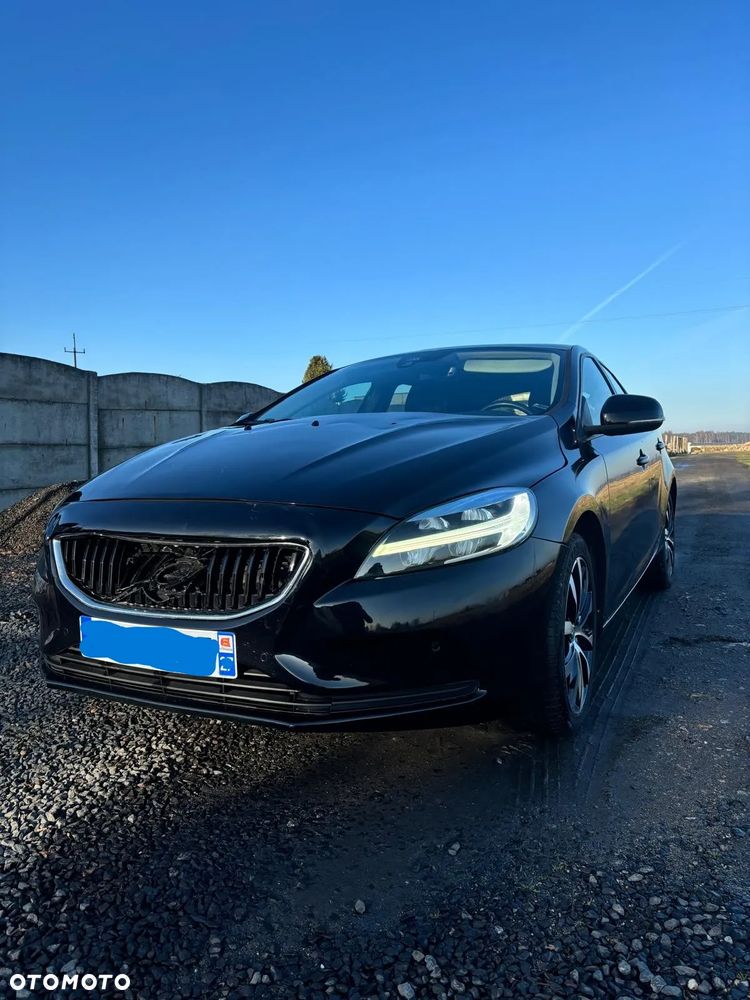Volvo V40 T2 Drive-E Summum - 1